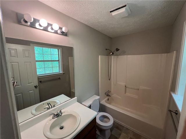 2256 Christian Circle, Conyers, GA 30013
