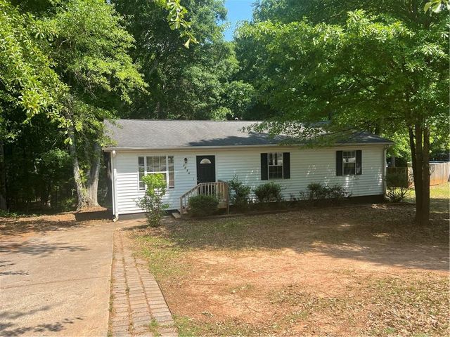 2256 Christian Circle, Conyers, GA 30013