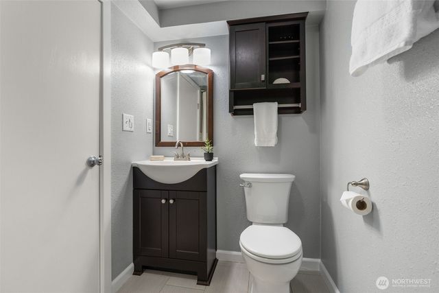 2820 S 152nd ST, Seatac, WA 98188