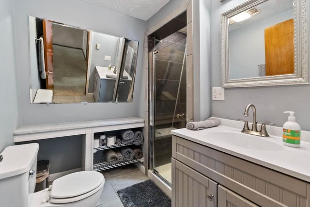 17 Old Jamestown Road, Russell Springs, KY 42642