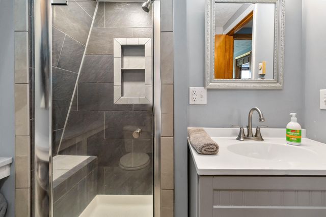 17 Old Jamestown Road, Russell Springs, KY 42642