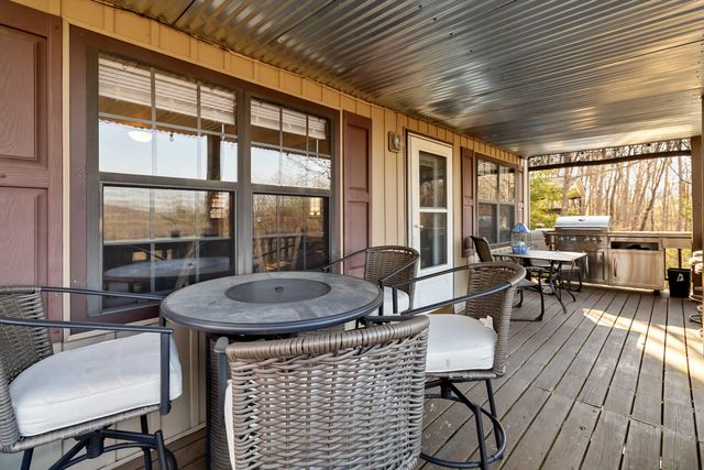 17 Old Jamestown Road, Russell Springs, KY 42642