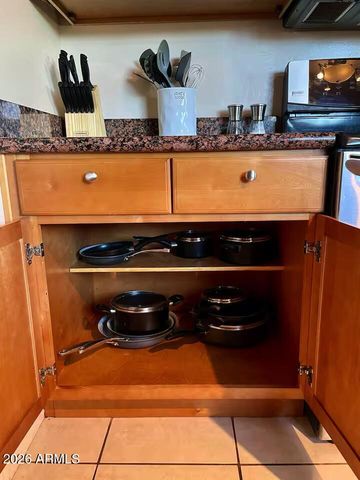 7501 E MINNEZONA Avenue, Scottsdale, AZ 85251