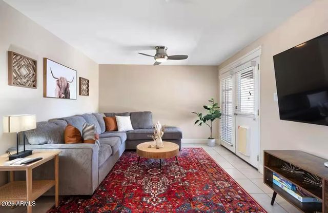 7501 E MINNEZONA Avenue, Scottsdale, AZ 85251