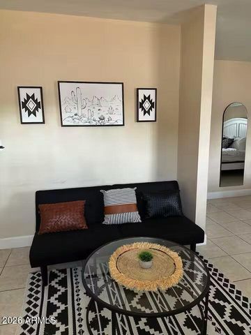 7501 E MINNEZONA Avenue, Scottsdale, AZ 85251