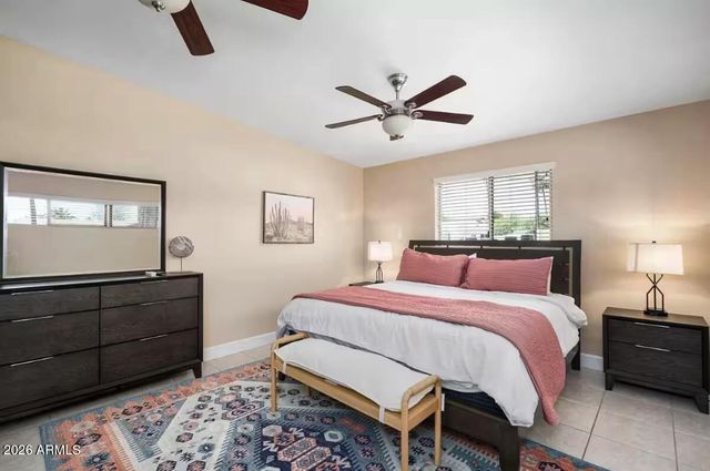 7501 E MINNEZONA Avenue, Scottsdale, AZ 85251