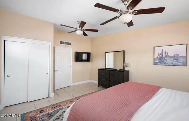 7501 E MINNEZONA Avenue, Scottsdale, AZ 85251