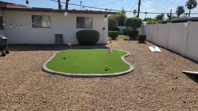 7501 E MINNEZONA Avenue, Scottsdale, AZ 85251