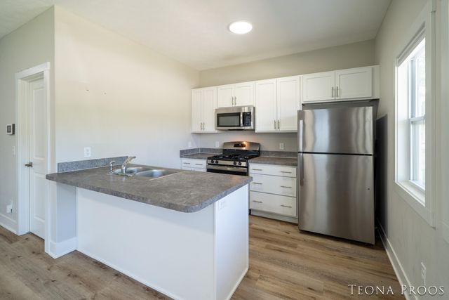 1379 Pine Street, Muskegon, MI 49442