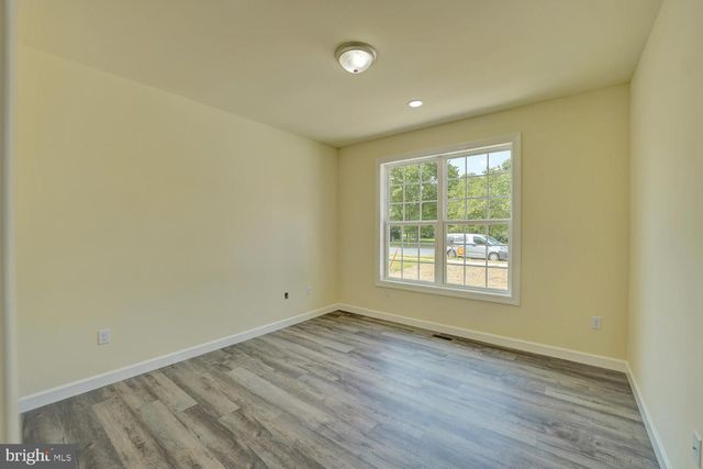 9 VALHALLA CT, Dover, DE 19904