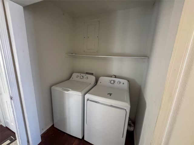 1431 W Chestnut Street, Denison, TX 75020