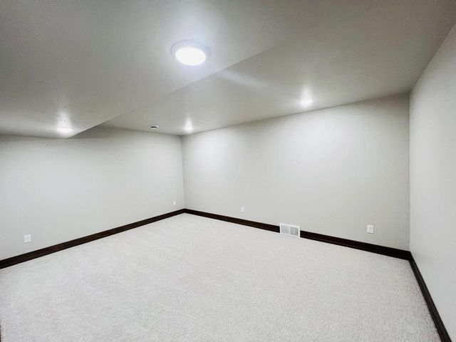 4020 ANTWERP AVENUE, Howard, WI 54313