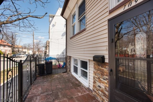 109 Maple Ave, Montclair Twp., NJ 07042
