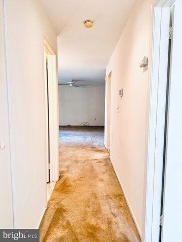 361 SILVIA ST, Ewing, NJ 08628