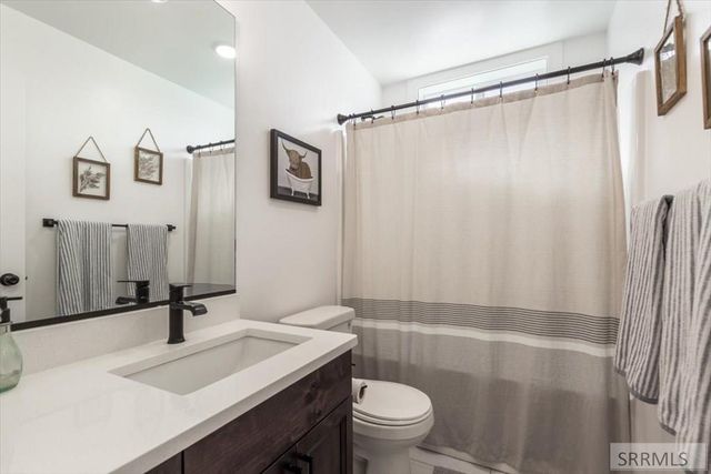 5919 E Magellan Lane, Ammon, ID 83406