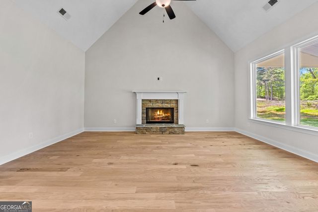 21 Oak Grove Trail, Griffin, GA 30224
