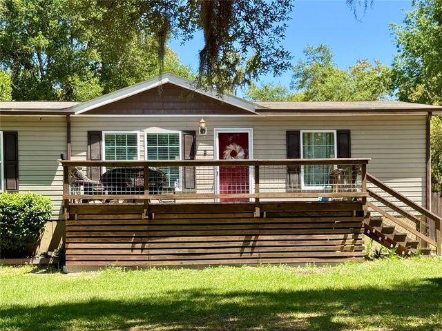 9711 SE HIGHWAY 464C, Ocklawaha, FL 32179