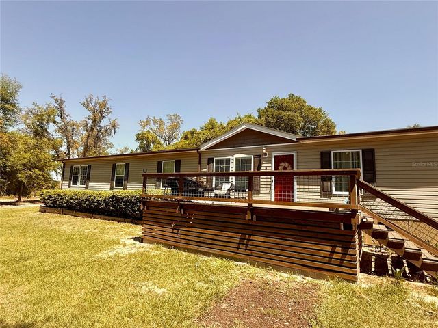 9711 SE HIGHWAY 464C, Ocklawaha, FL 32179