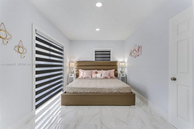 980 W 45th Pl Whole House, Hialeah, FL 33012