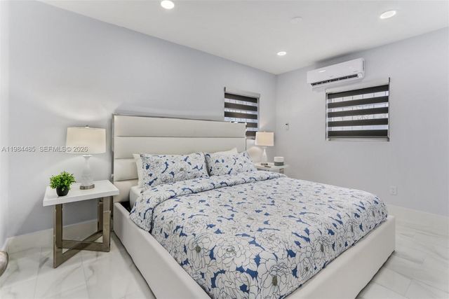 980 W 45th Pl Whole House, Hialeah, FL 33012