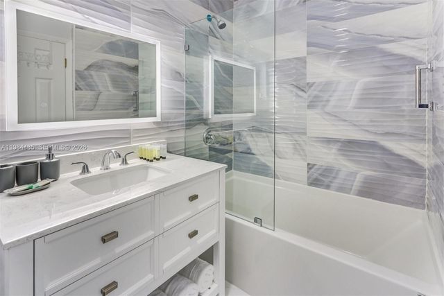 980 W 45th Pl Whole House, Hialeah, FL 33012