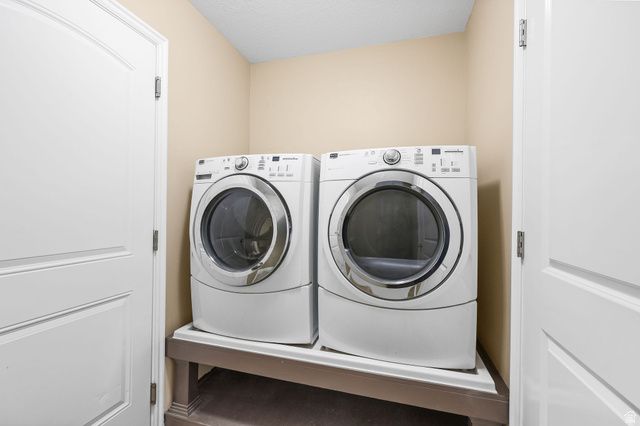 555 W 2350 N, Layton, UT 84041