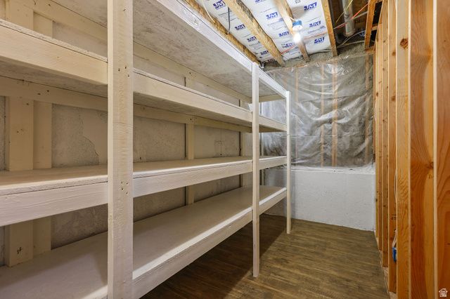 555 W 2350 N, Layton, UT 84041