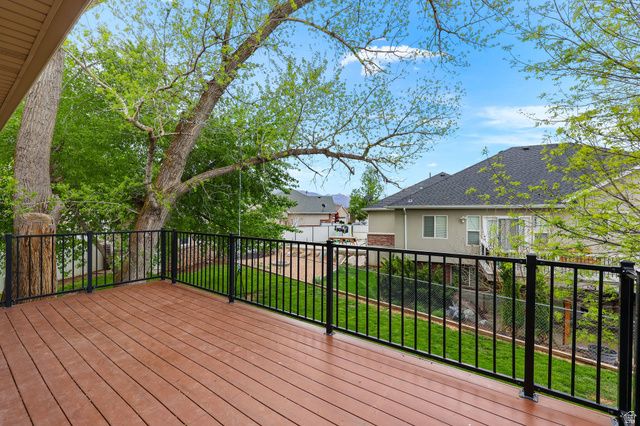 555 W 2350 N, Layton, UT 84041