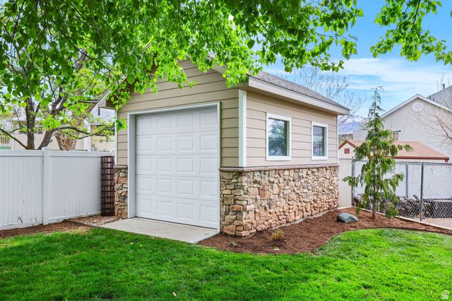 555 W 2350 N, Layton, UT 84041