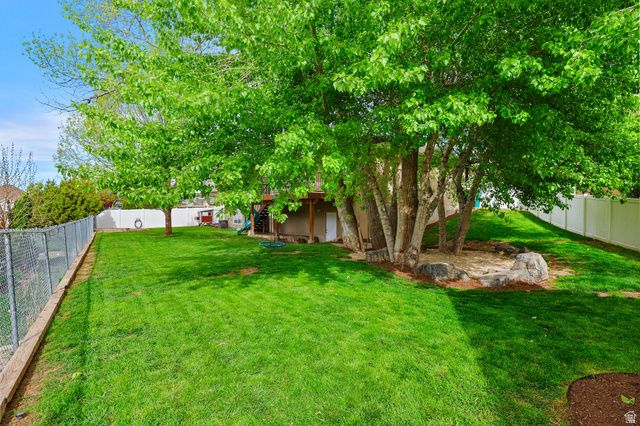 555 W 2350 N, Layton, UT 84041