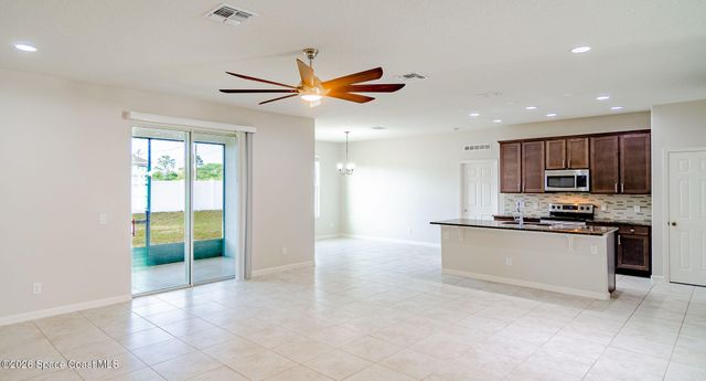 777 Indigo Street SE, Palm Bay, FL 32909