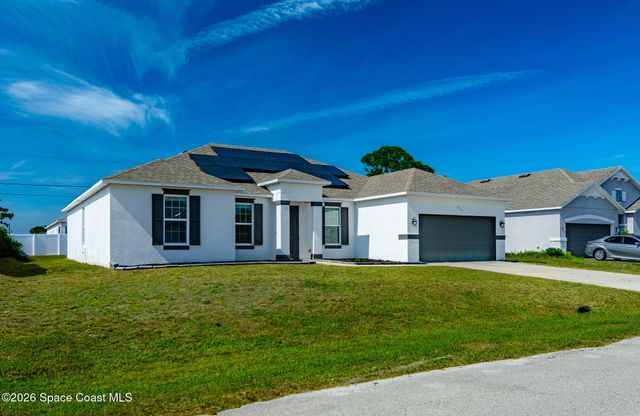 777 Indigo Street SE, Palm Bay, FL 32909