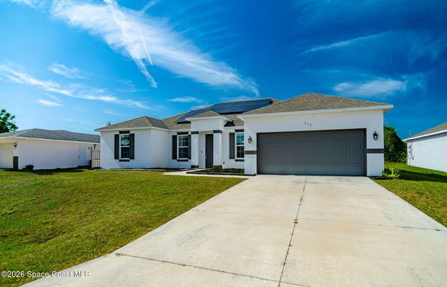 777 Indigo Street SE, Palm Bay, FL 32909