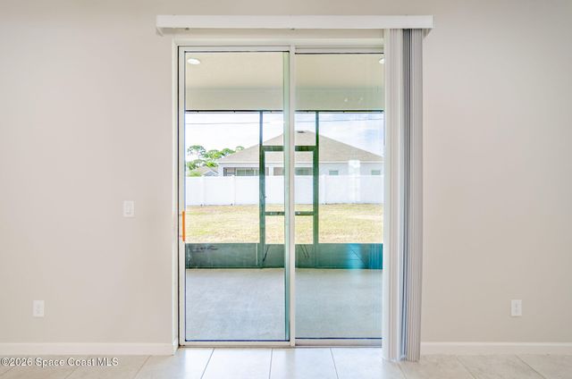 777 Indigo Street SE, Palm Bay, FL 32909