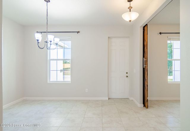 777 Indigo Street SE, Palm Bay, FL 32909
