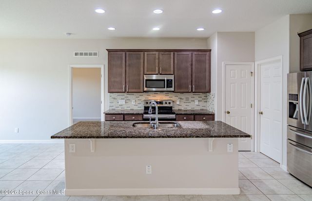 777 Indigo Street SE, Palm Bay, FL 32909