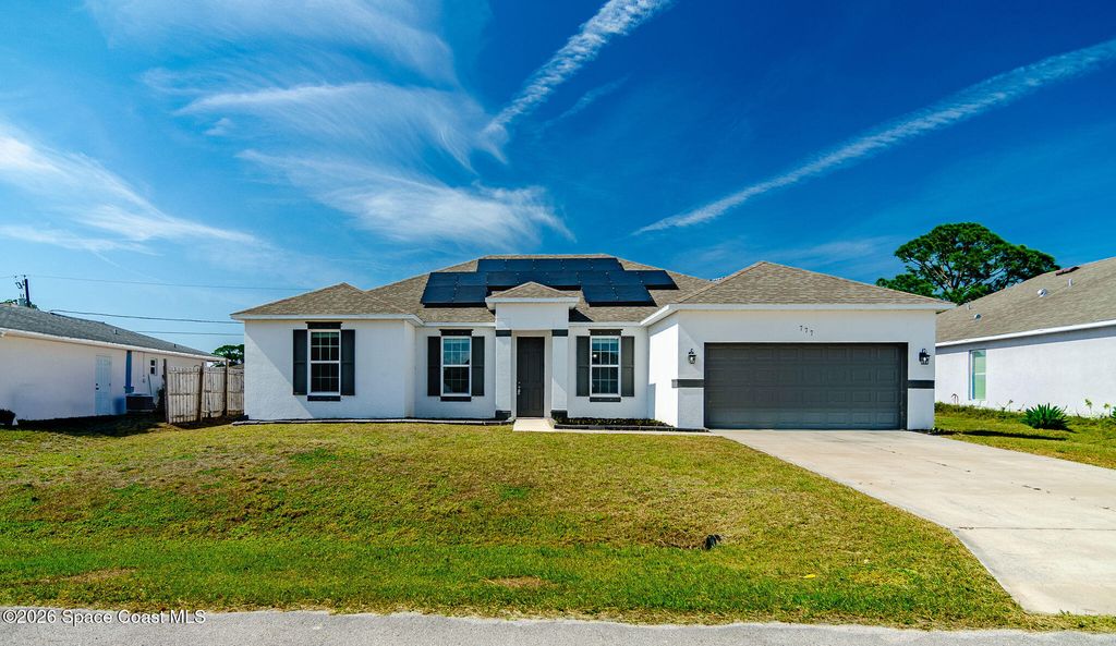 777 Indigo Street SE, Palm Bay, FL 32909