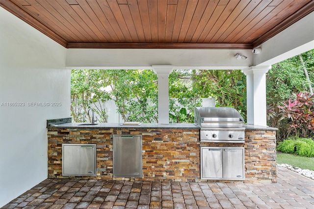 746 Marble Court, Boca Raton, FL 33432