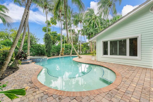 746 Marble Court, Boca Raton, FL 33432