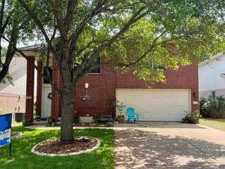910 Moser River DR, Leander, TX 78641