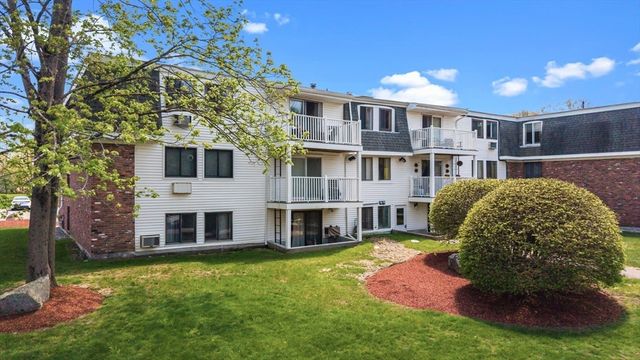 96 Main A3, Foxboro, MA 02035