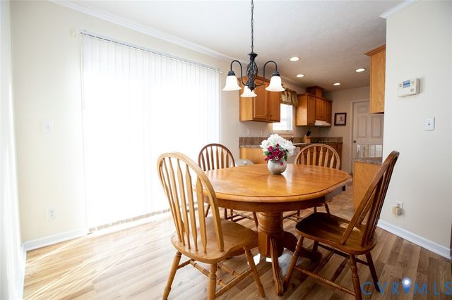 7718 Abilene Rd, Farmville, VA 23901