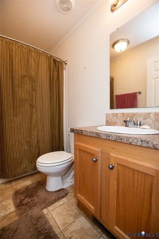 7718 Abilene Rd, Farmville, VA 23901