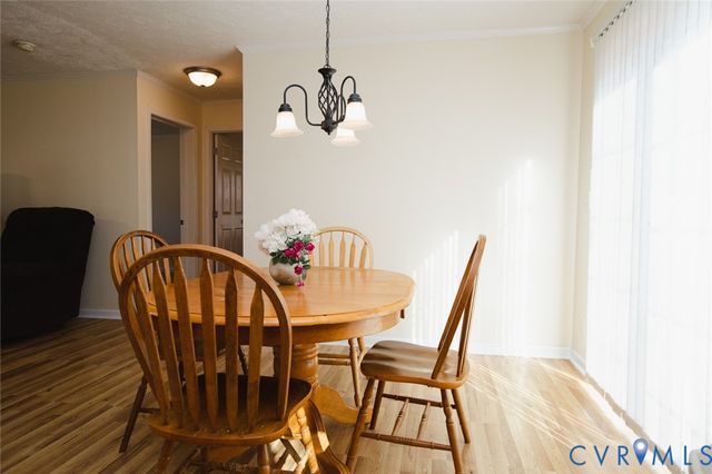 7718 Abilene Rd, Farmville, VA 23901