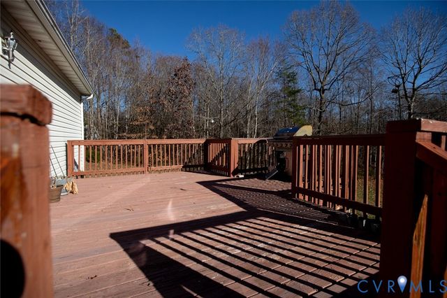 7718 Abilene Rd, Farmville, VA 23901