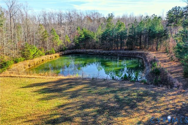 7718 Abilene Rd, Farmville, VA 23901