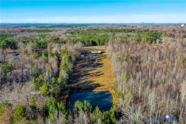 7718 Abilene Rd, Farmville, VA 23901