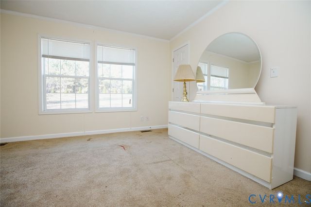 7718 Abilene Rd, Farmville, VA 23901