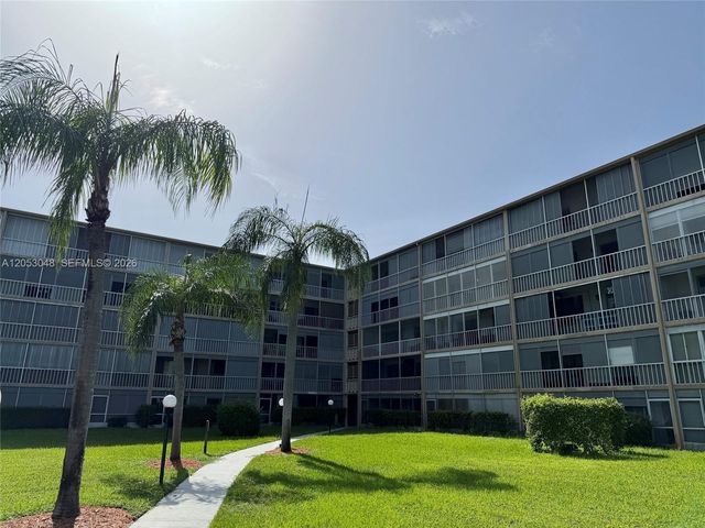 4700 Washington St 502, Hollywood, FL 33021