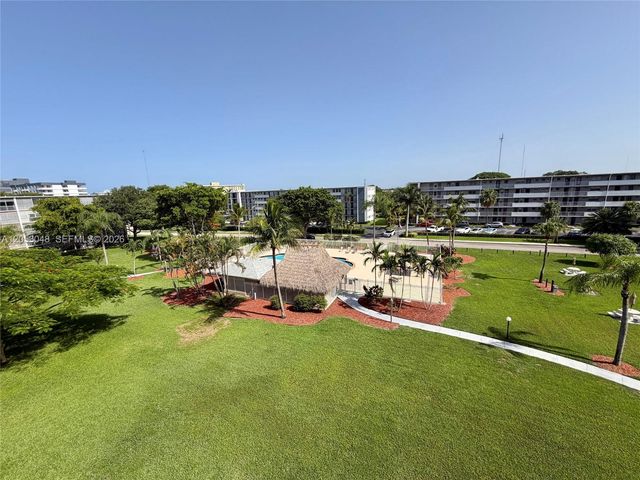 4700 Washington St 502, Hollywood, FL 33021
